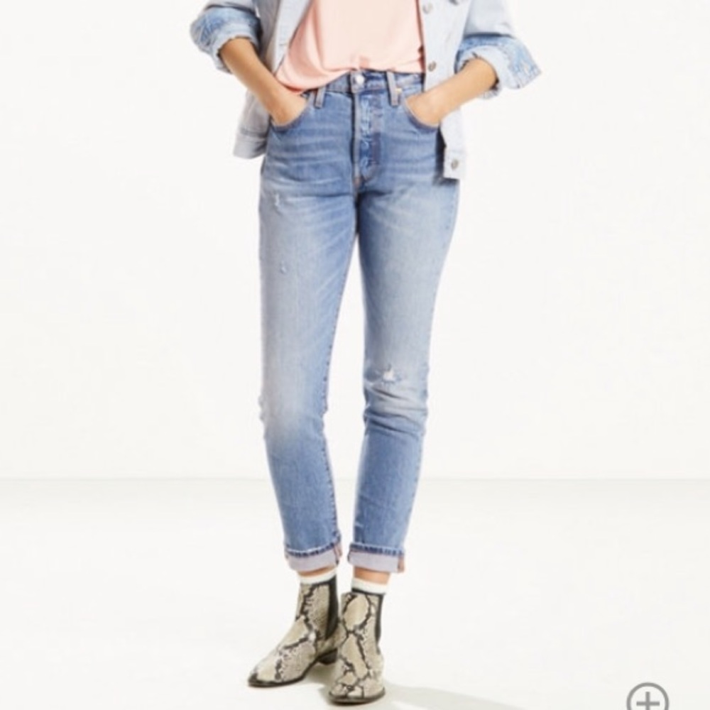 high waisted Levi's